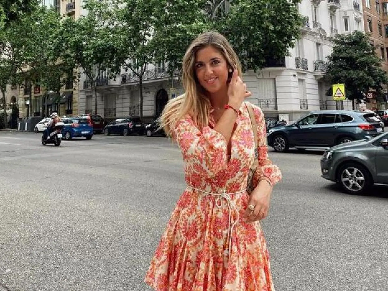 El vestido camisero viral de Zara que todas tienen (y quieren) es este romántico que está arrasando en Instagram Mujer Hoy
