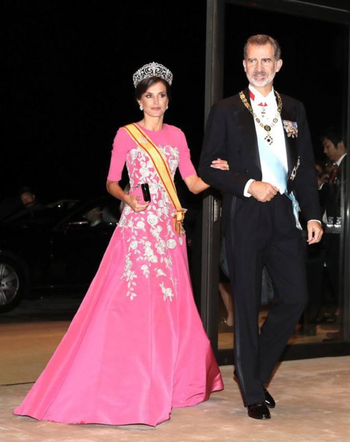 Vestidos de noche de la reina Letizia: Bordado blanco