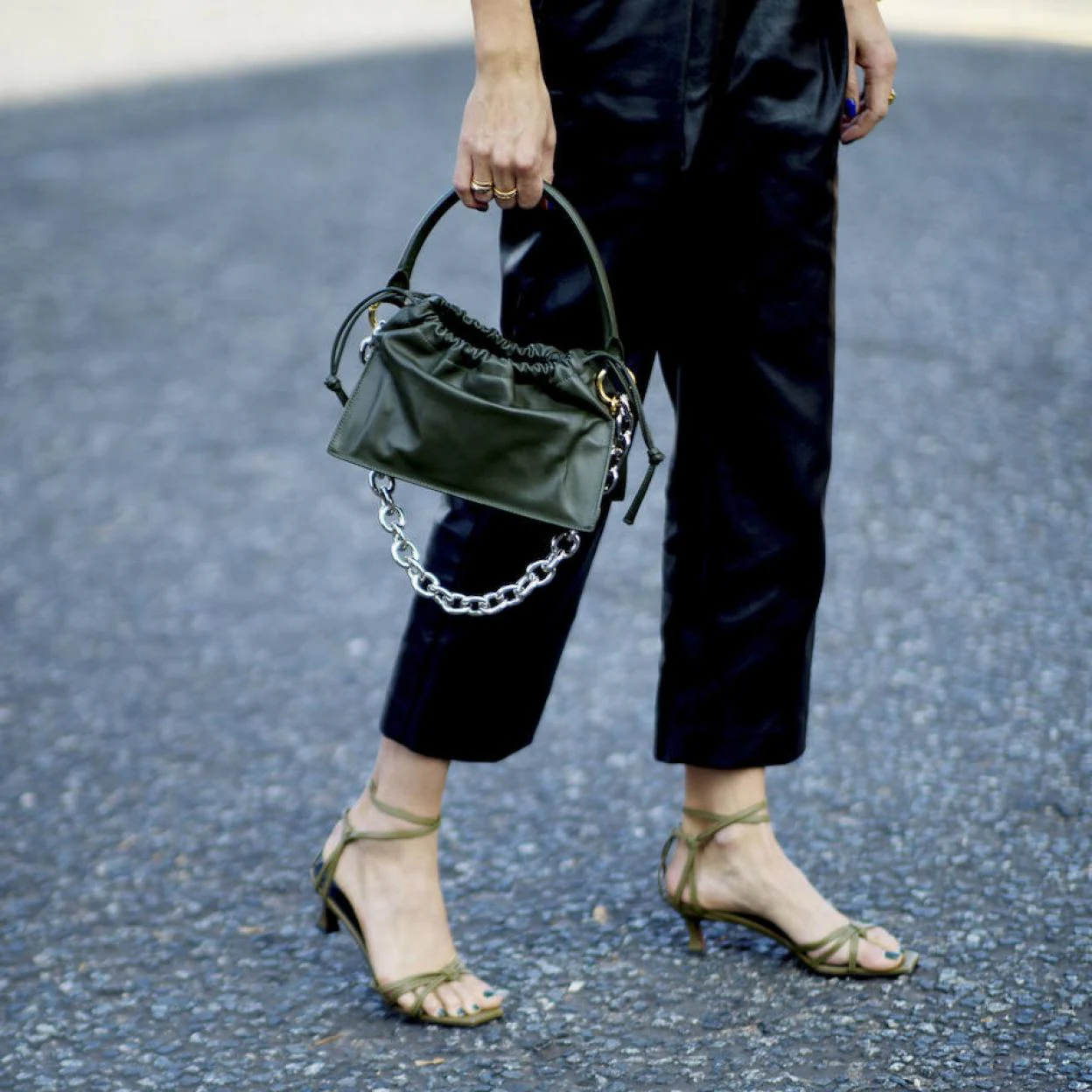 Estas son las sandalias con cuña que no puedes dejar escapar en las rebajas de El Corte | Mujer Hoy