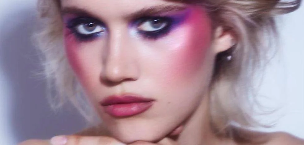 Esta tendencia de maquillaje de los 80 arrasa en Instagram y es solo para  valientes | Mujer Hoy