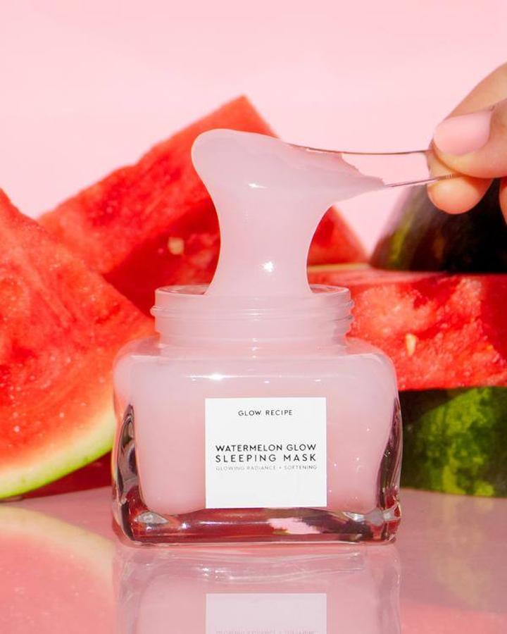 Productos en gel para una piel hidratada en verano: Watermelon Glow Sleeping Mask de Glow Recipe