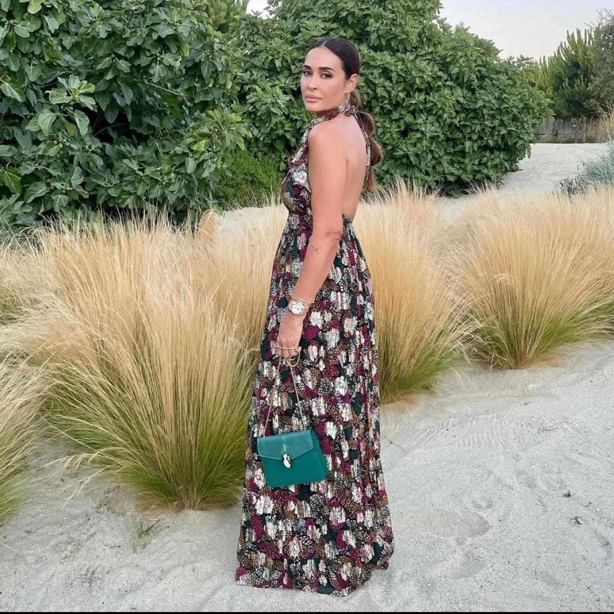 Vicky Martín Berrocal confirma el vestido largo es el look más bonito y rejuvenecedor del verano | Mujer Hoy