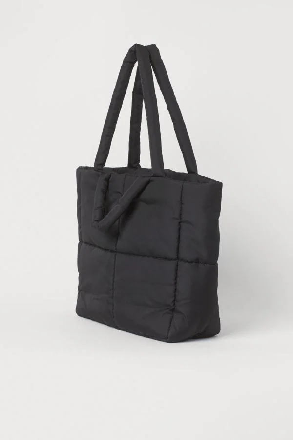 Quieres un bolso negro? No hay problema, puedes seguir teniendo un bolso de  calidad. Fabricado en polipiel lavable. Os enseñamos los distintos bolsos  de