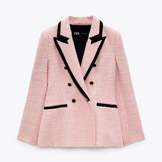 El icónico traje rosa de Jackie Kennedy ya está en Zara en versión low cost y conquistado a influencers en su regreso triunfal | Mujer