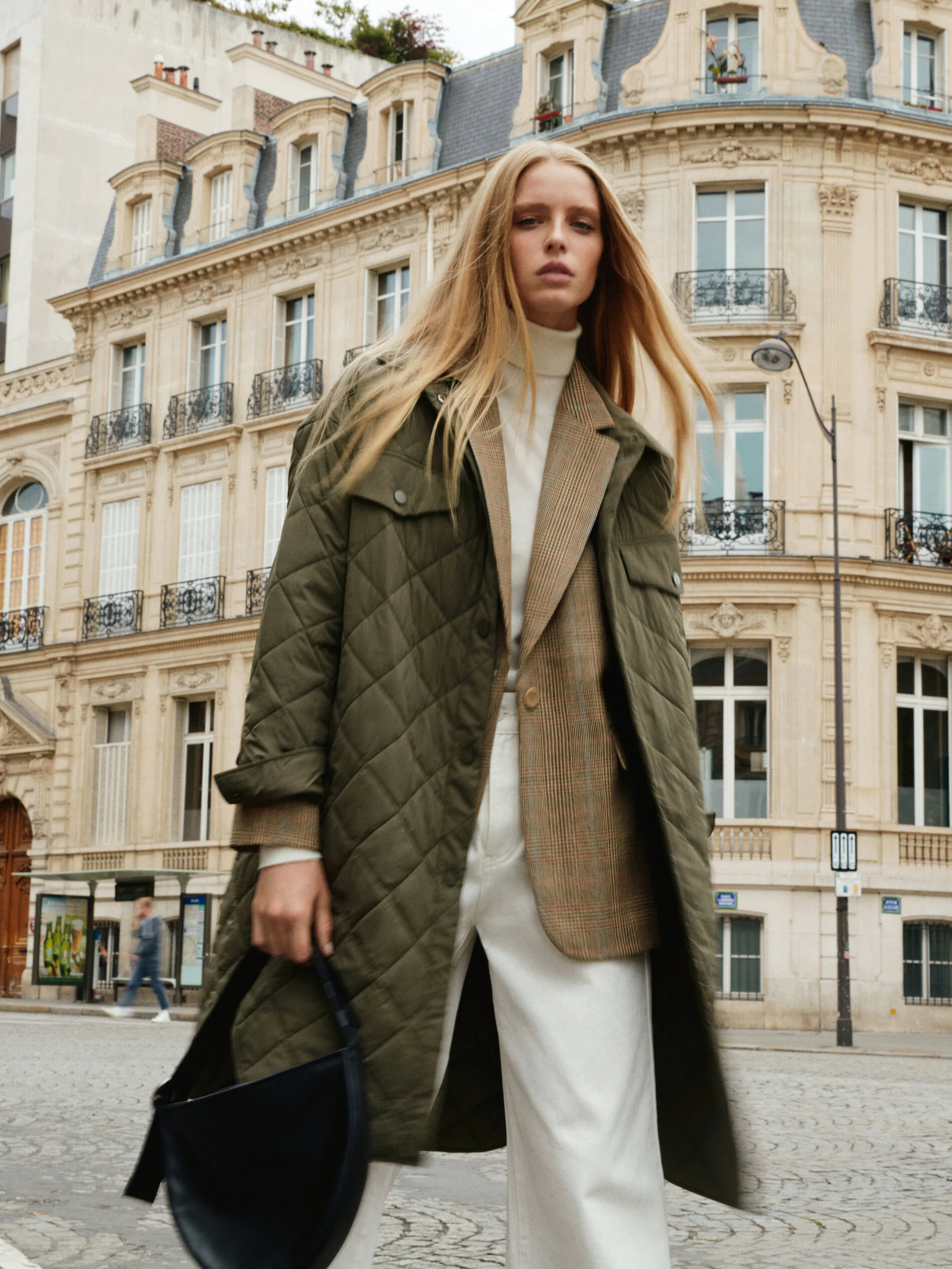 De Mango a Zara: dónde comprar los abrigos y chaquetas más bonitos, cómodos y originales para el entretiempo | Mujer