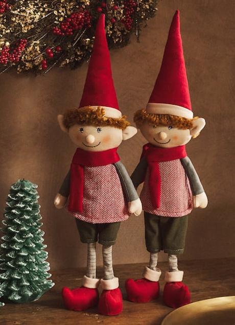 Puedes encontrar elfos y gnomos de Navidad en Zara Home por 15.99 euros. Foto: ZARA HOME