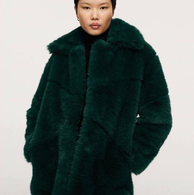 Los abrigos de pelo sofisticados y calentitos del invierno para glamour a diario | Mujer Hoy