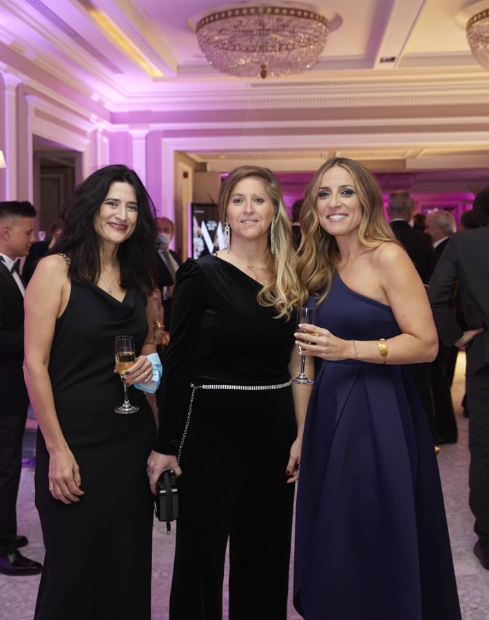 Premios Mujerhoy 2021: Manuela Tribaldos directora Financiera en Vocento, María Sanz directora de publicidad CM Vocento y Amaia Campos Iglesias directora de publicidad de CM Vocento 