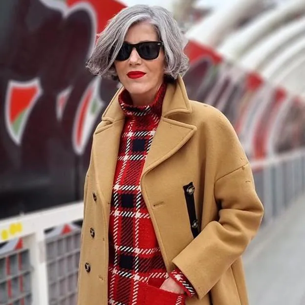 El conjunto de punto de Zara estampado que rejuvenece los 50 que es perfecto para un look cómodo y estiloso de invierno Mujer Hoy
