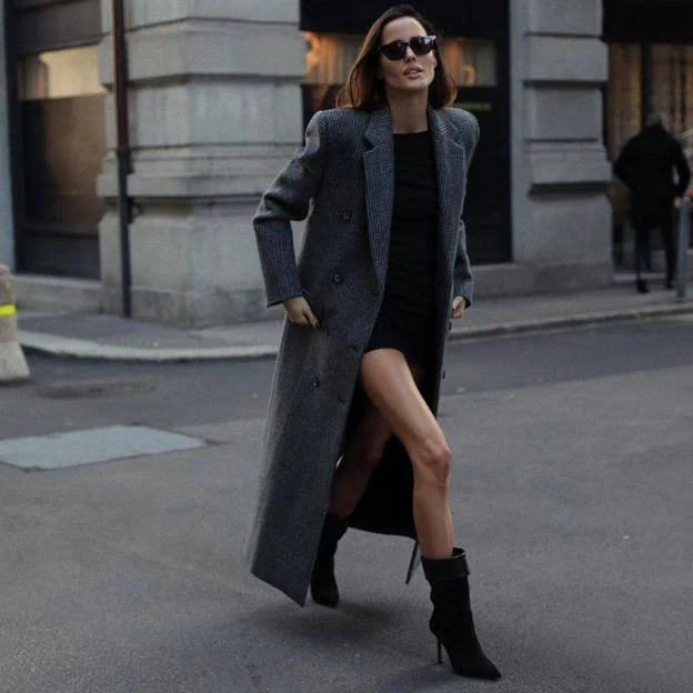 Los botines negros de tacón alto de Zara que tienes que comprar en rebajas  estilizan y alargan las piernas y son el calzado más estiloso del invierno  | Mujer Hoy