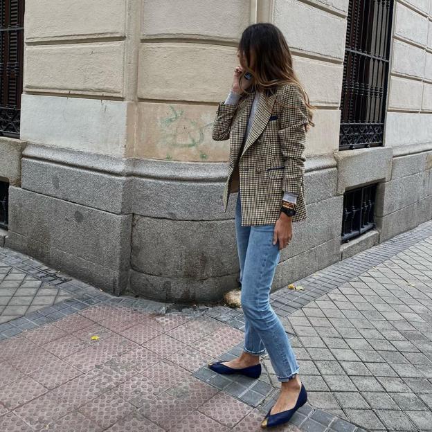 educador Ajustable Inconsciente Estas bailarinas de escote pico son los zapatos cómodos que estilizan y  hacen las piernas más largas (y son 'made in Spain') | Mujer Hoy