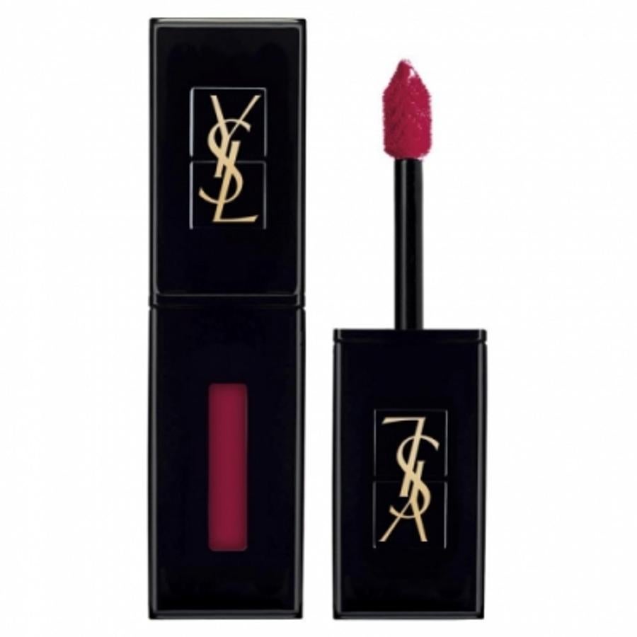 Labiales efecto vinilado: YSL