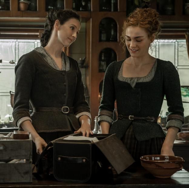 Claie y Brianna Fraser, preparándose para las novedades de la sexta temporada de Outlander. 