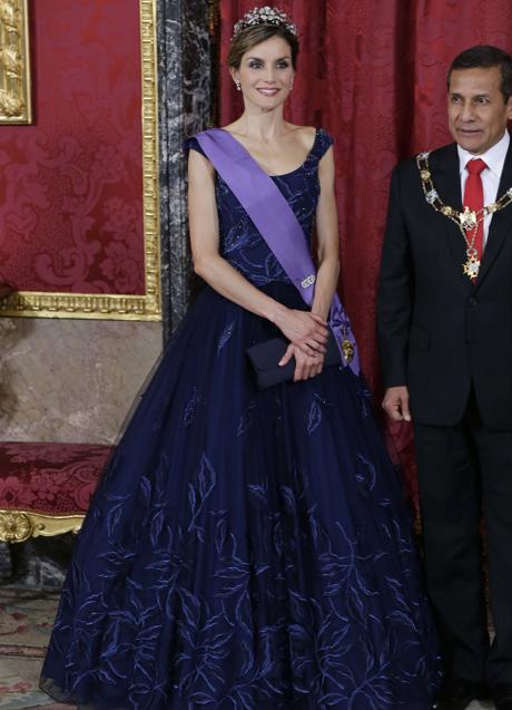 Letizia en la recepción del presidente de Perú y su mujer.