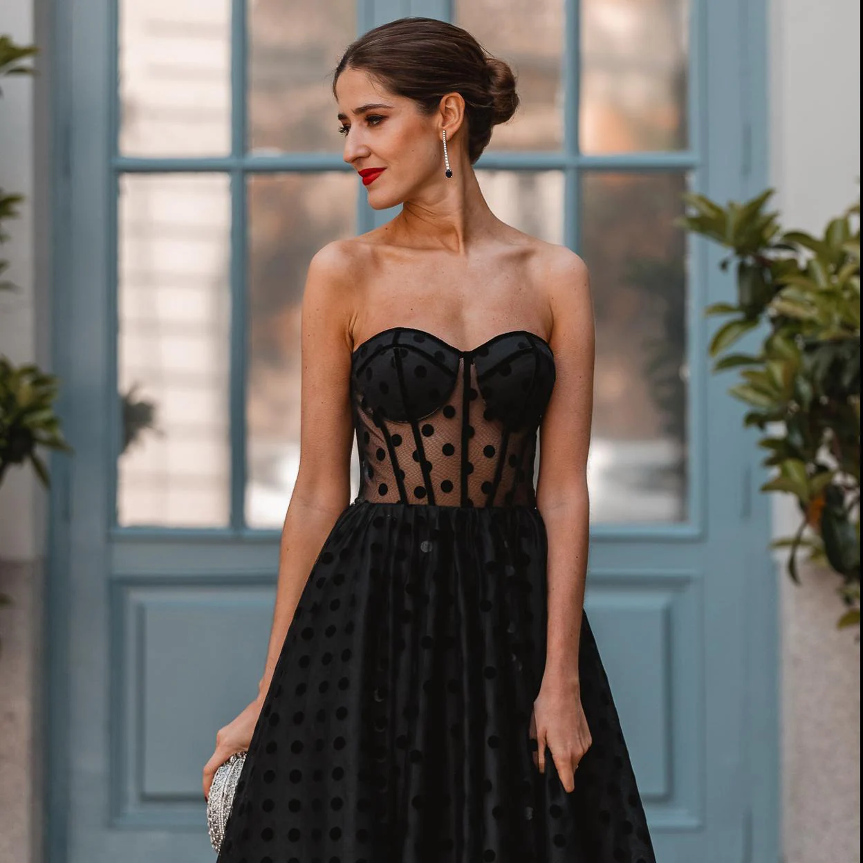 Zara pone a la venta su vestido largo de invitada más asequible y  espectacular
