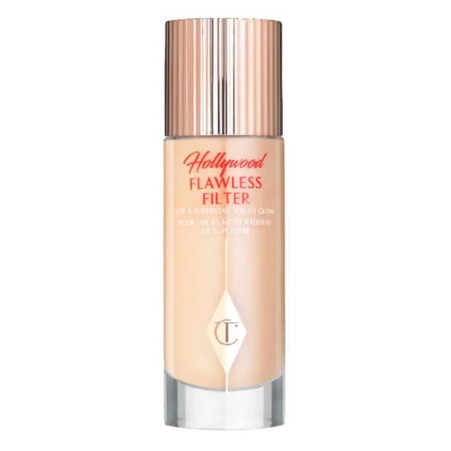 Iluminadores líquidos para un glow rejuvenecedor: Hollywood Flawless Filter de Charlotte Tilbury