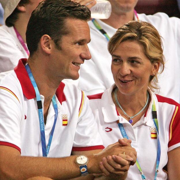 Iñaki Urdangarín y la infanta Cristina, fotografiados en los Juegos Olimpicos de Atenas en 2004. 