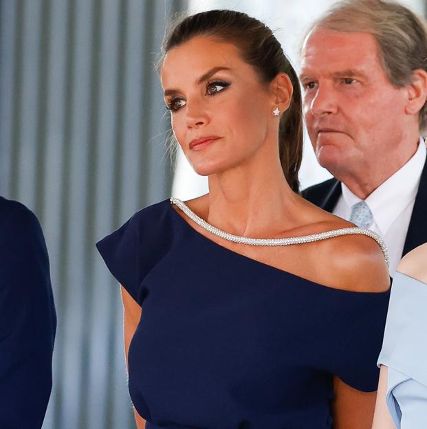 El espectacular (y atrevido) vestido de invitada made in Spain que ha estrenado la reina Letizia en los Premios Princesa de Girona