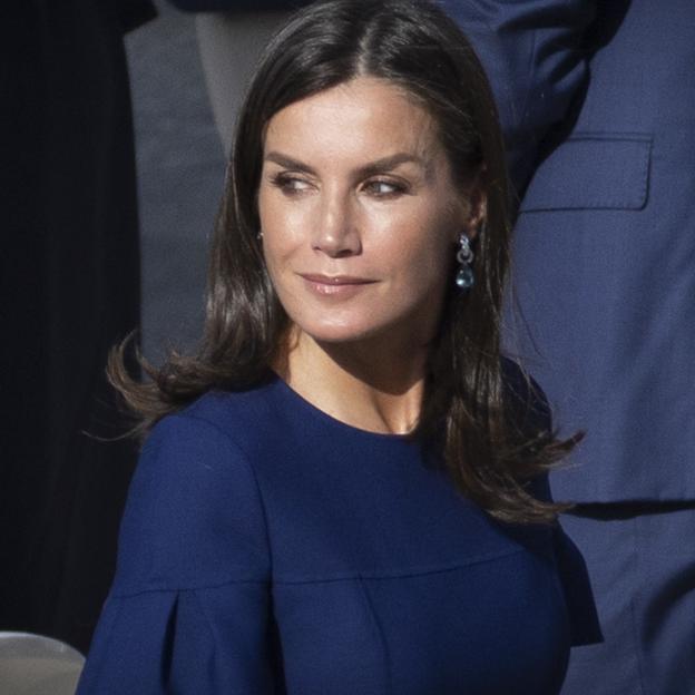 Los zapatos de Zara idénticos a los tacones originales de la reina Letizia de los que todo el mundo habla: la copia low cost tienes que fichar