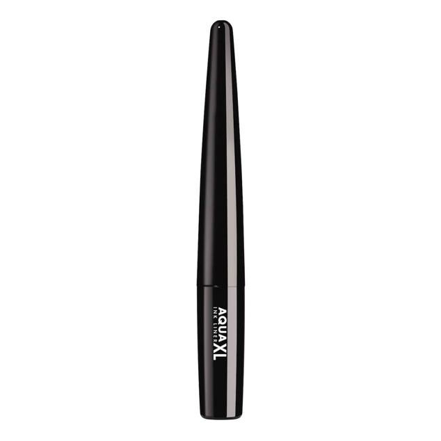 Eyeliners waterproof que resisten todo el día en verano: