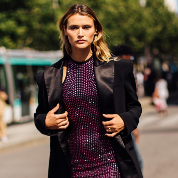 Famosas e influencers dicen que este vestido de Massimo Dutti tan original es la compra favorita de la semana y el mejor look de invitada