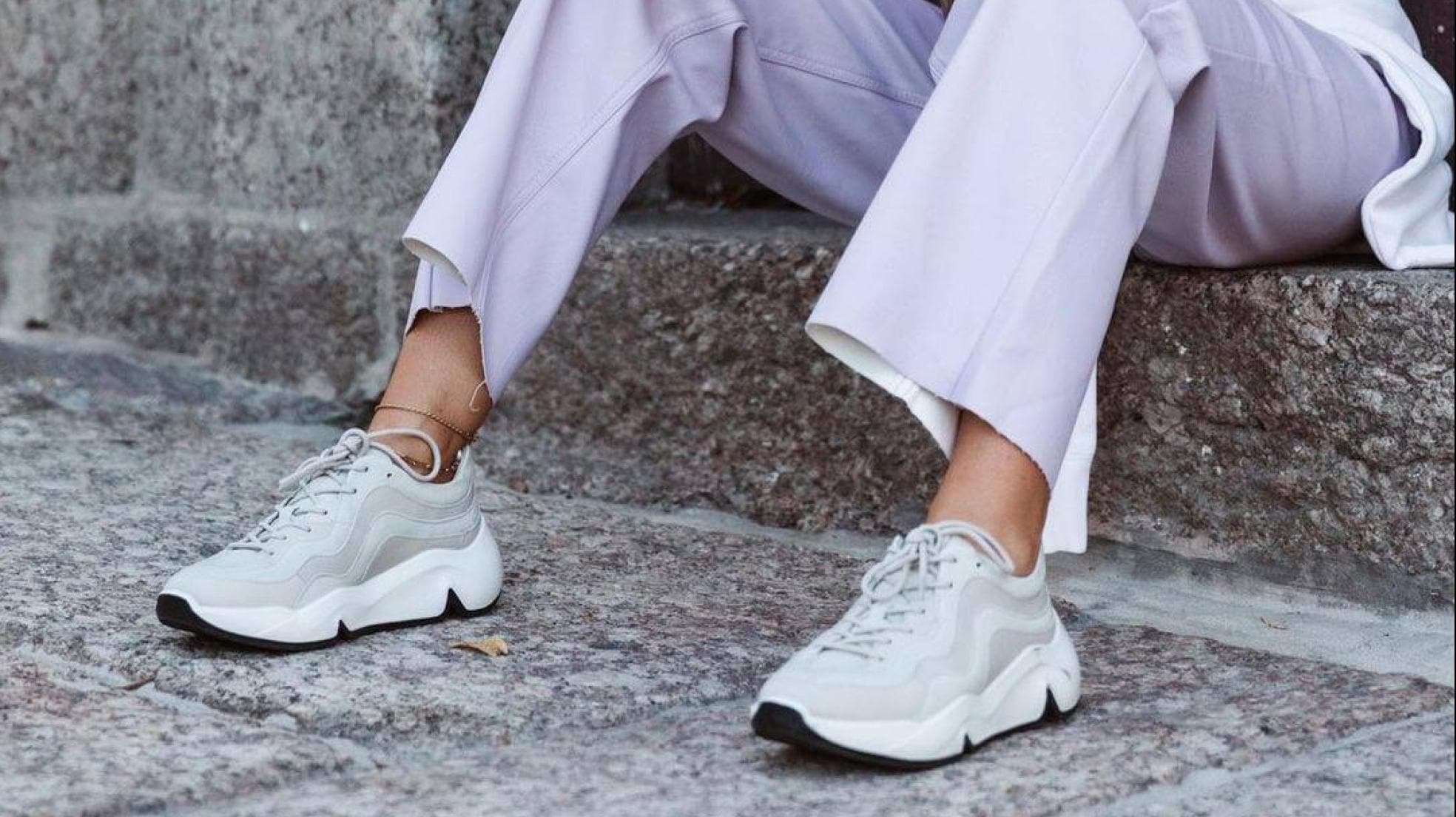 zapatillas low que combinan con todo para ir cómoda diario | Mujer Hoy