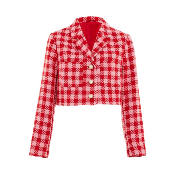 Chaqueta de efecto tweed con estampado de cuadros vichy en rosa y rojo de Primark. (25 euros). 