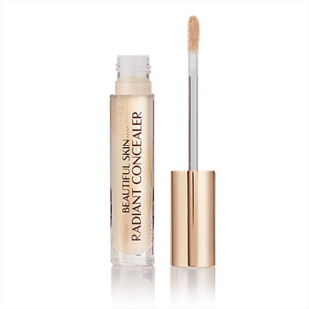 Corrector Beautiful Skin Radiant Concealer de Charlotte Tilbury (30 euros).