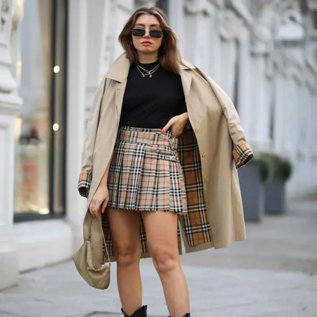 Faldas de tablas: la prenda en tendencia que causa en el street style | Mujer Hoy
