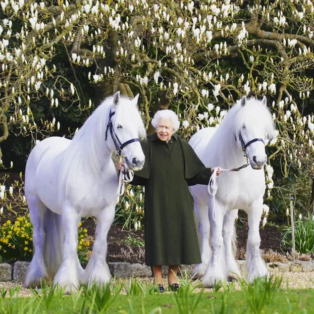 Isabel II y la foto de su 96 cumpleaños
