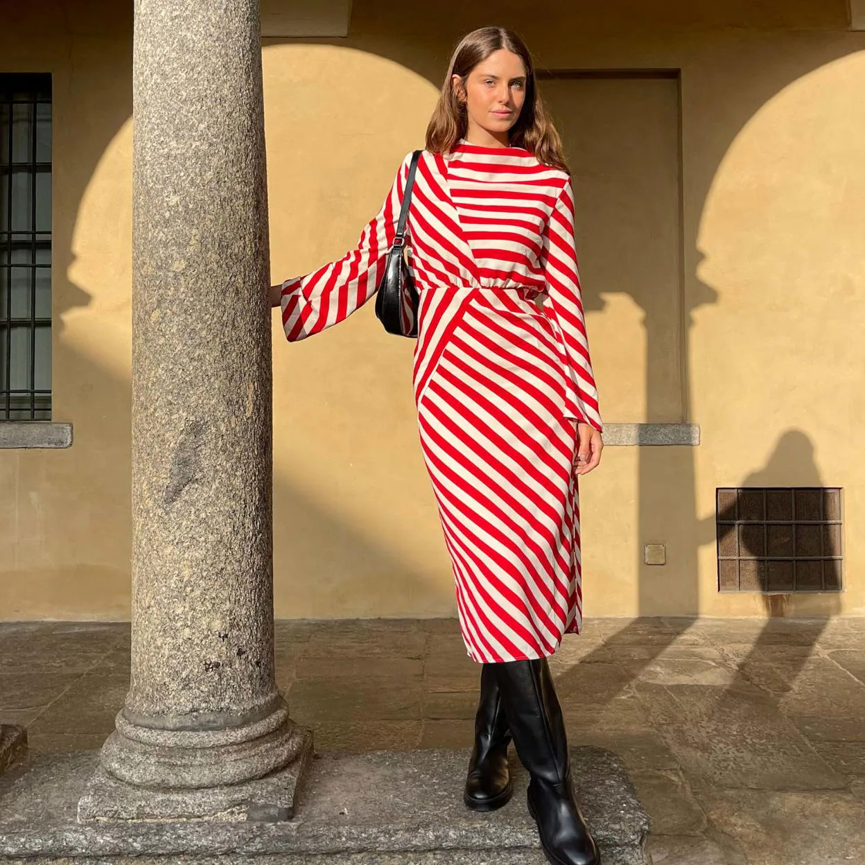 Tres vestidos de rayas en H&M que reducen una talla y combinan con todo |  Mujer Hoy
