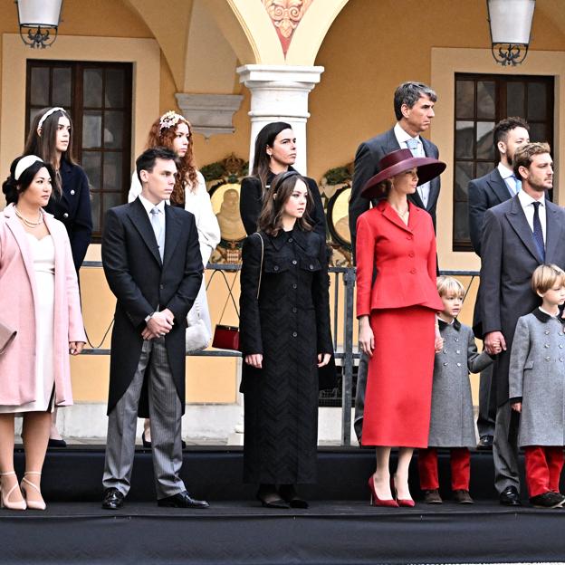 Alexandra de Hannover junto al resto de la familia real de Mónaco.