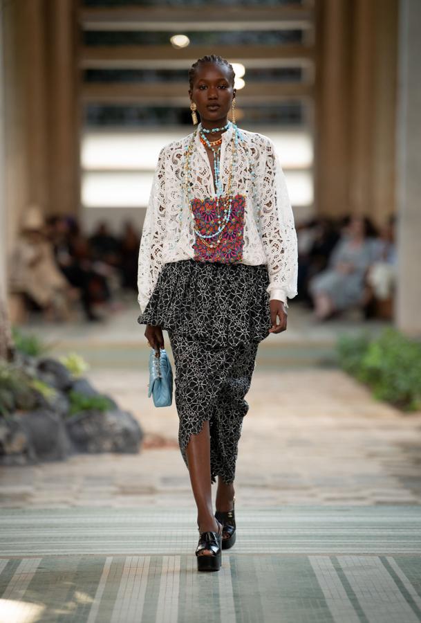 Chanel presenta la Colección Métiers d’Art 2022/23 en Dakar