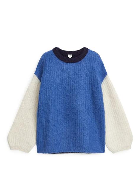 Jersey de lana de alpaca de Arket, 99€.