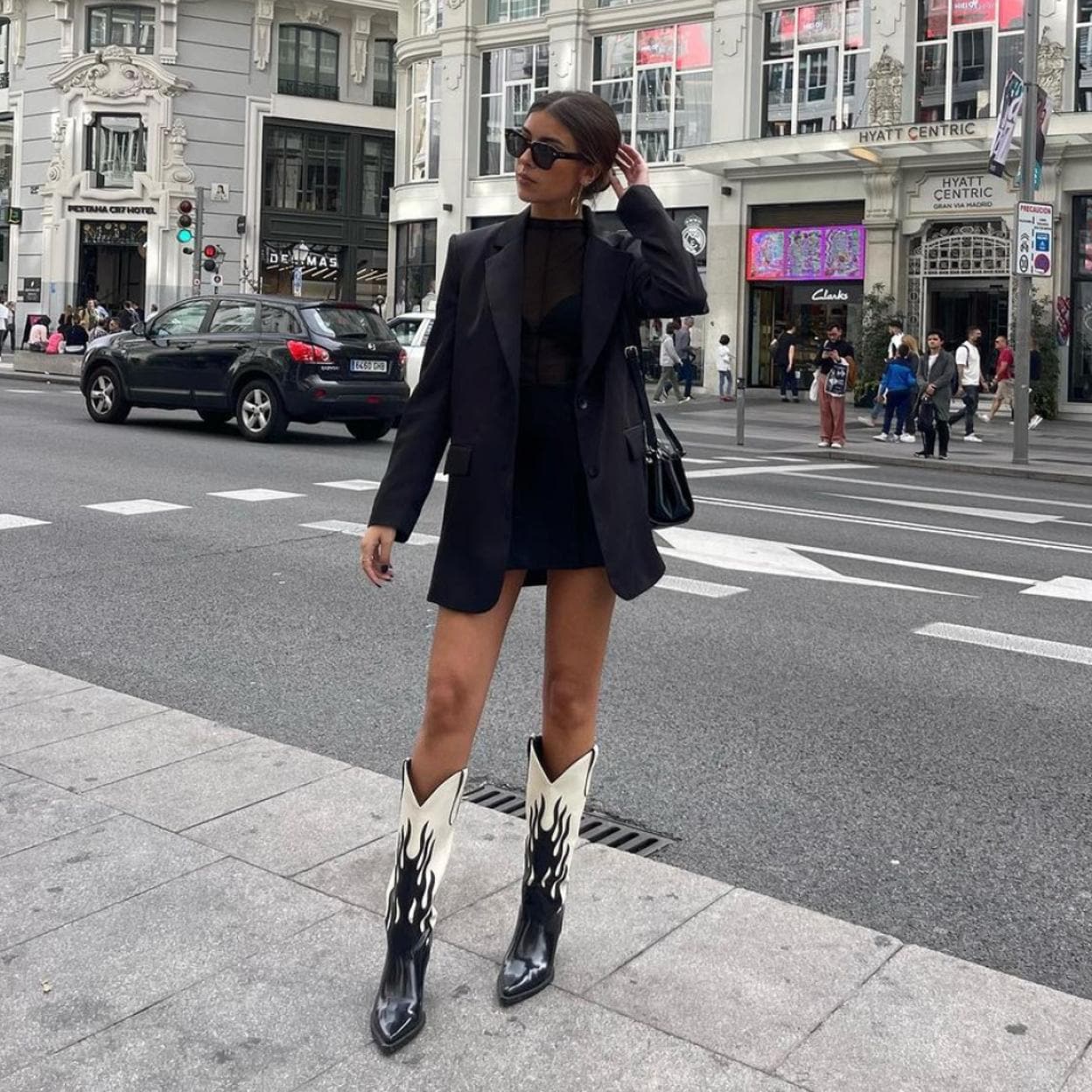 MODA: Las botas cowboy de Zara que causando furor en Instagram Mujer Hoy