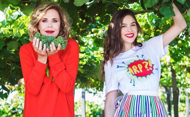 Ágatha Ruiz de la Prada y su hija Cósima, en una foto reciente. La joven estudia LIteratura en Londres, pero continúa trabajando en la marca de su progenitora. 