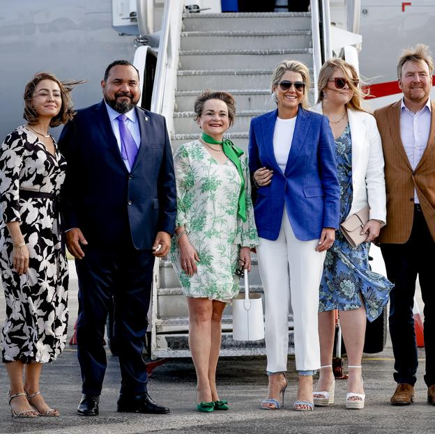 Los reyes de Holanda en su llegada a Bonaire.