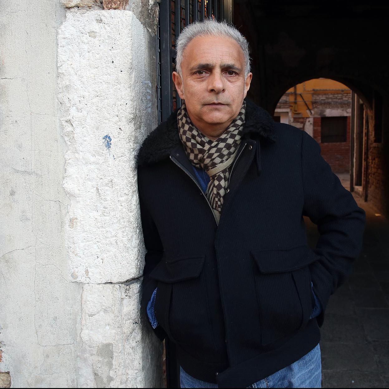 Icono De SuperaciÓn La Inexplicable Tragedia Del Escritor Hanif Kureishi Mujer Hoy