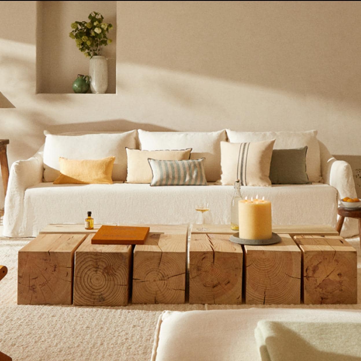 CHOLLOS DECO: 10 cojines de las últimas rebajas de Zara Home para  transformar la decoración de tu salón por menos de 10 euros