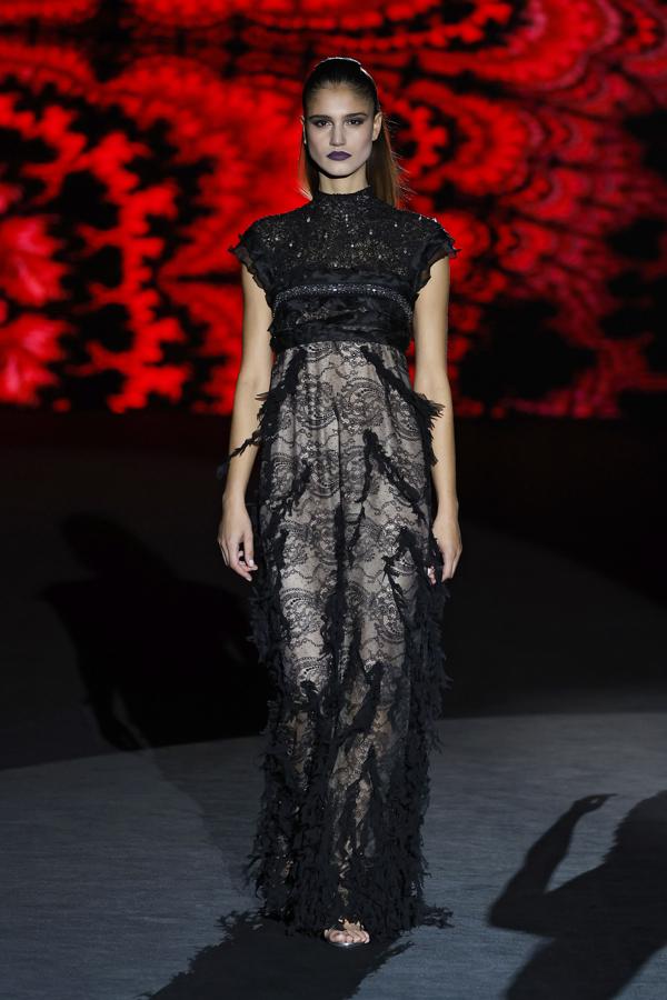 Los mejores looks de la MBFWMadrid 2023: Hannibal Laguna