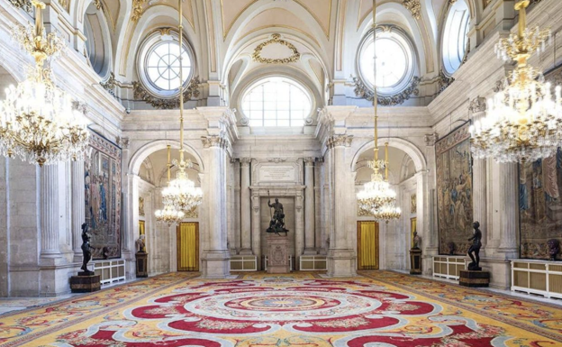 El Salón de Columnas del Palacio Real. 