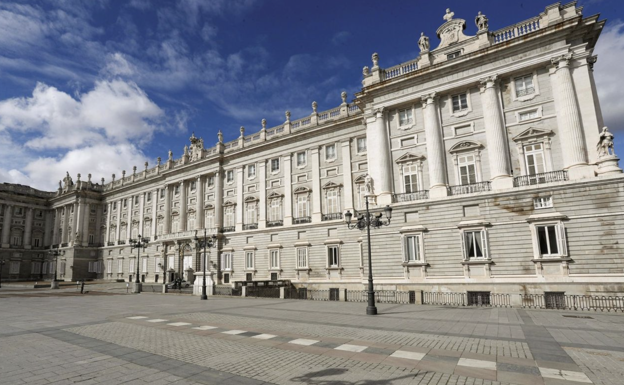 Vista del Palacio Real desde la Plaza de Oriente. 