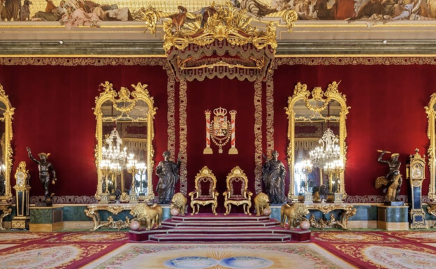 El Salón del Trono del Palacio Real. 