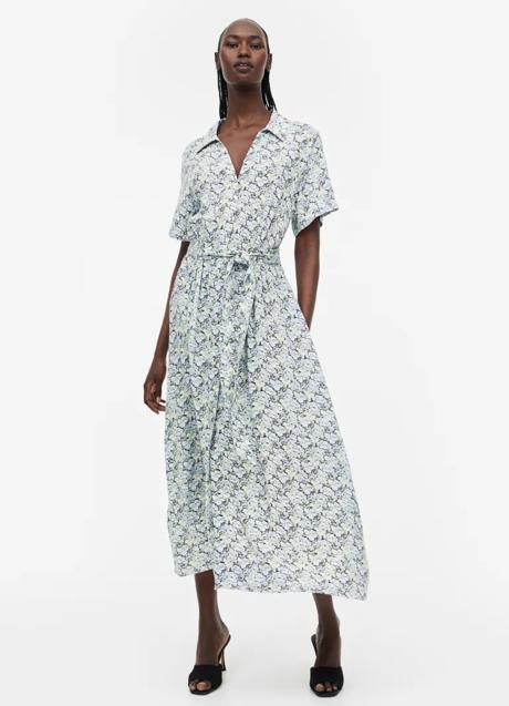 Vestido con estampado de flores de H&M (24,99 euros)