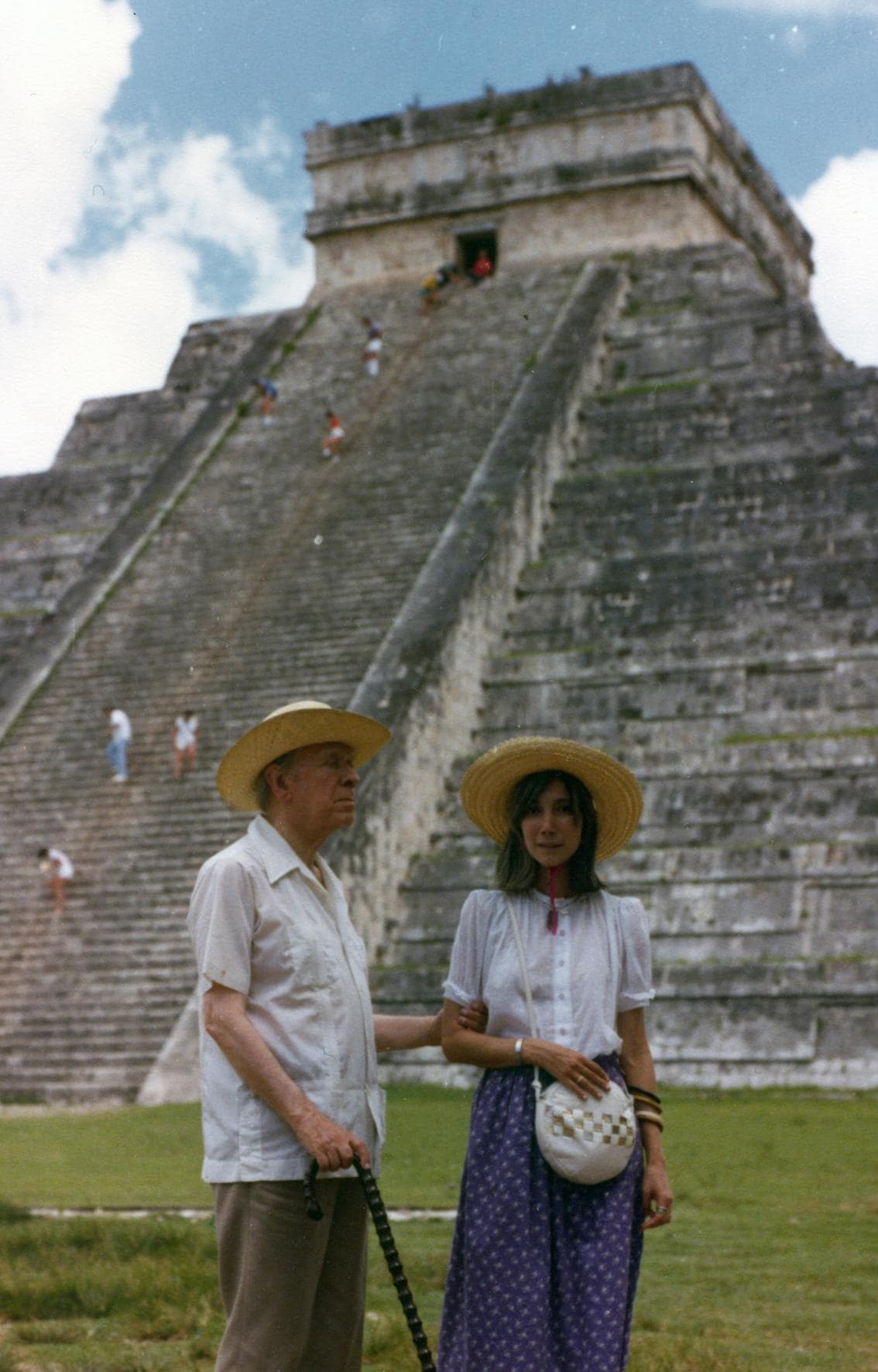 Jorge Luis Borges y María Kodama en México. 