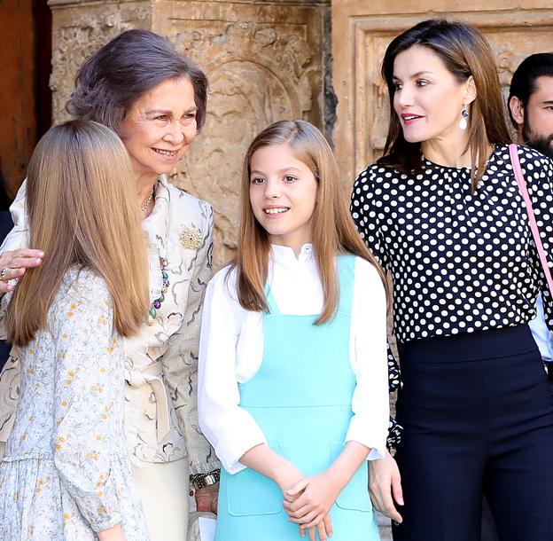 La intrahistoria del rifirrafe de Palma, según los expertos: así es de verdad la relación de la reina Letizia y doña Sofía cinco años después