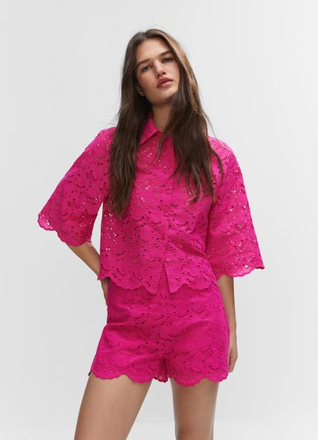 Camisa rosa de Mango (35,99 euros)