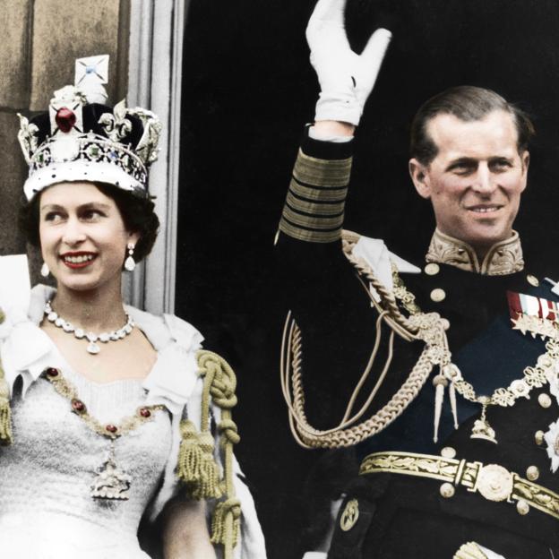 La reina Isabel II junto a su marido el duque de Edimburgo. 