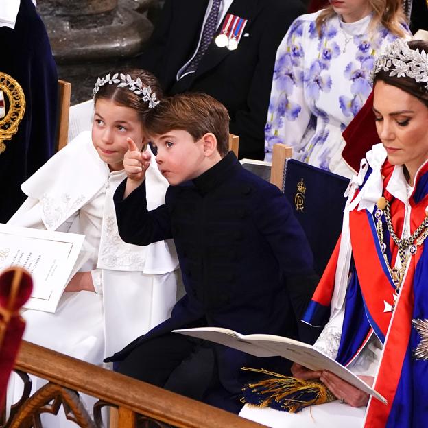 George, Charlotte y Louis le roban el protagonismo a su abuelo Carlos III: su papel en la Coronación (y las fotos más divertidas)