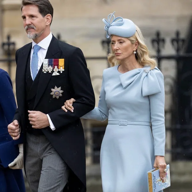 Los terribles looks de reinas, royals y primeras damas en la Coronación de Carlos III: de Rania a Marie-Chantal Miller